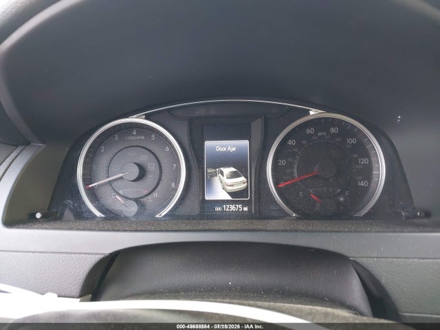45638584 :رقم المزاد ، 4T1BF1FK4HU805764 vin ، 2017 Toyota Camry Se مزاد بيع