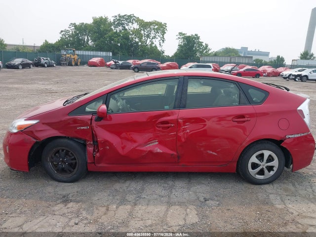 Toyota Prius Three 2015 JTDKN3DU8F1893692 Image 6