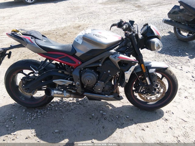 Продажа на аукционе авто 2021 Triumph Motorcycle Street Triple R (lrh), vin: SMTA544DXMTAF8258, номер лота: 45638597