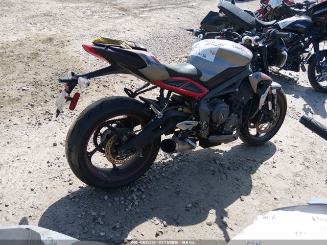 Продаж на аукціоні авто 2021 Triumph Motorcycle Street Triple R (lrh), vin: SMTA544DXMTAF8258, номер лоту: 45638597