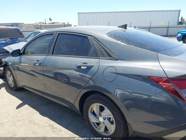 KMHLL4DG5TU099782 Hyundai ELANTRA SE