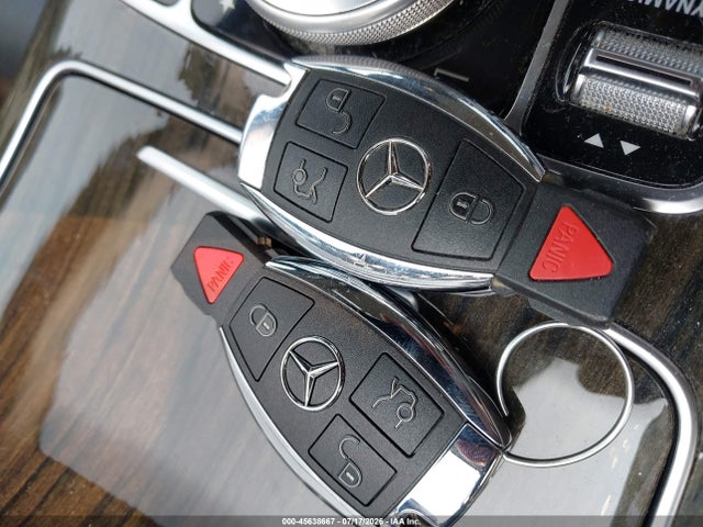 Продаж на аукціоні авто 2018 Mercedes-benz C 300 4matic, vin: 55SWF4KB7JU244549, номер лоту: 45638667