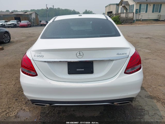 Продаж на аукціоні авто 2018 Mercedes-benz C 300 4matic, vin: 55SWF4KB7JU244549, номер лоту: 45638667