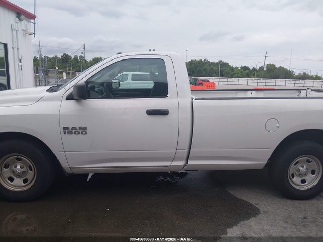 3C6JR6DG8JG321499 RAM 1500 Tradesman 4x2 8&#039; Box