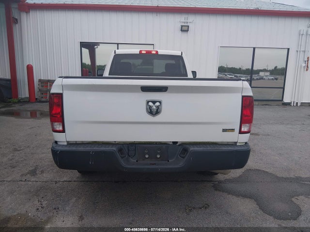 3C6JR6DG8JG321499 RAM 1500 Tradesman 4x2 8&#039; Box