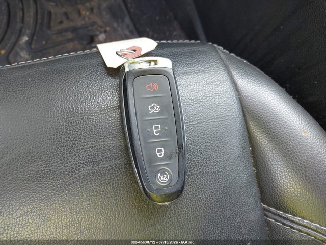 2019 Ford Escape Titanium მანქანა იყიდება აუქციონზე, vin: 1FMCU9J98KUC32713, აუქციონის ნომერი: 45638712
