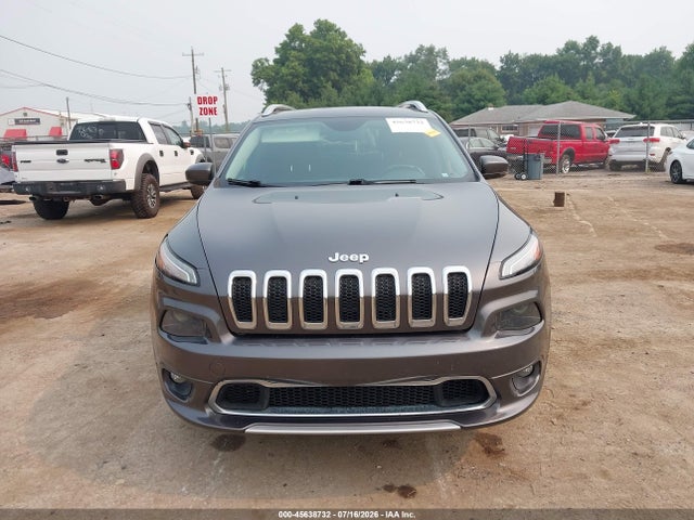 45638732 :رقم المزاد ، 1C4PJMJX0JD594243 vin ، 2018 Jeep Cherokee Overland 4x4 مزاد بيع