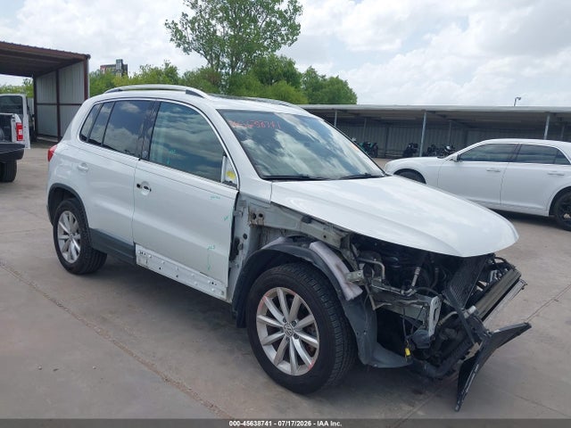 2017 Volkswagen Tiguan 2.0t Wolfsburg Edition მანქანა იყიდება აუქციონზე, vin: WVGRV7AX1HW503814, აუქციონის ნომერი: 45638741