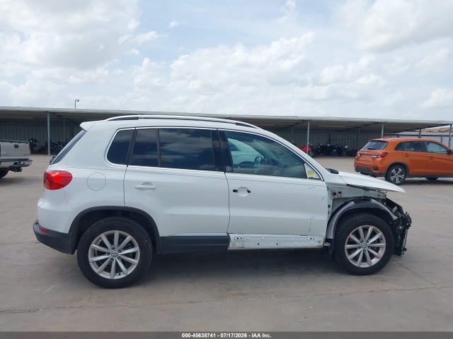 Продажа на аукционе авто 2017 Volkswagen Tiguan 2.0t Wolfsburg Edition, vin: WVGRV7AX1HW503814, номер лота: 45638741