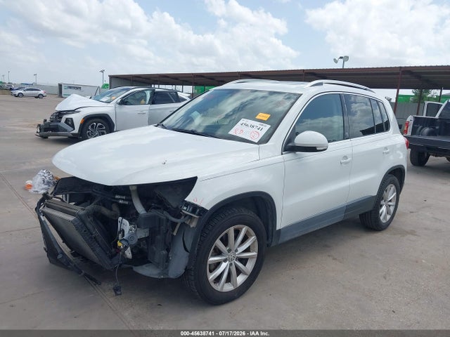 Продажа на аукционе авто 2017 Volkswagen Tiguan 2.0t Wolfsburg Edition, vin: WVGRV7AX1HW503814, номер лота: 45638741