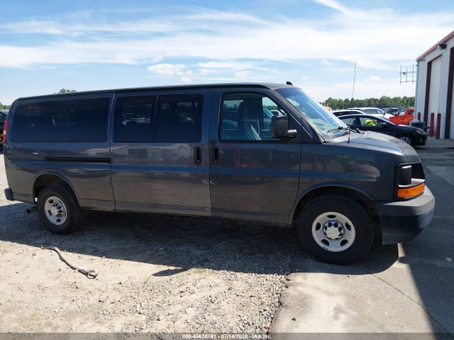 Chevrolet Express 3500 Ls 2017 1GAZGNFG8H1291558 Image 15