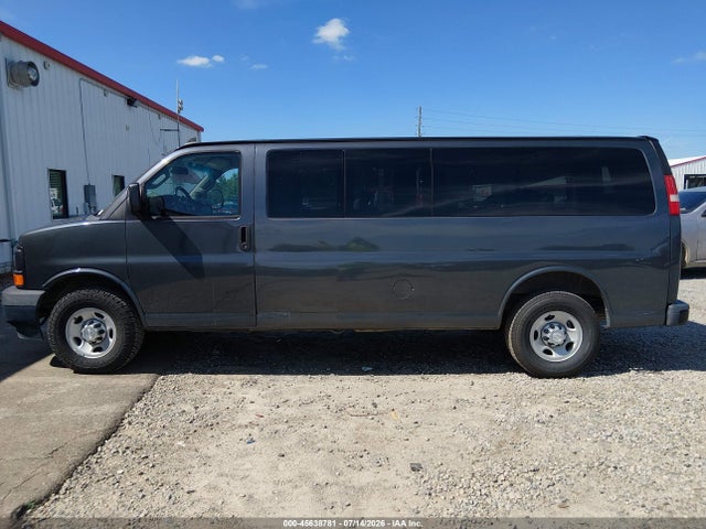 Chevrolet Express 3500 Ls 2017 1GAZGNFG8H1291558 Image 16