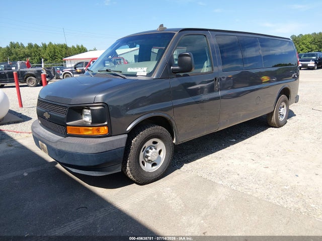 Chevrolet Express 3500 Ls 2017 1GAZGNFG8H1291558 Image 2