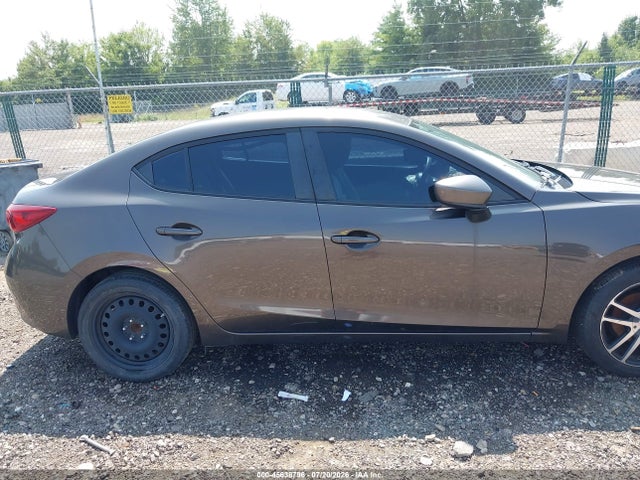 45638796 :رقم المزاد ، 3MZBM1U78FM149088 vin ، 2015 Mazda Mazda3 I Sport مزاد بيع