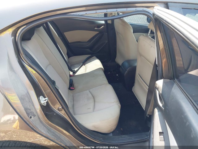 45638796 :رقم المزاد ، 3MZBM1U78FM149088 vin ، 2015 Mazda Mazda3 I Sport مزاد بيع