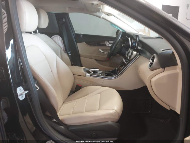 Продаж на аукціоні авто 2016 Mercedes-benz C 300 4matic, vin: 55SWF4KB5GU098175, номер лоту: 45638826