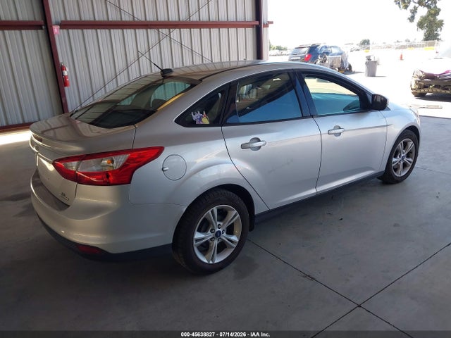 1FADP3F26EL429386 Ford FOCUS SE