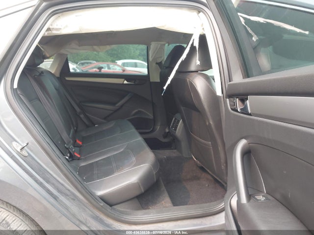 2014 Volkswagen Passat 2.0l Tdi Se მანქანა იყიდება აუქციონზე, vin: 1VWBN7A34EC076870, აუქციონის ნომერი: 45638839