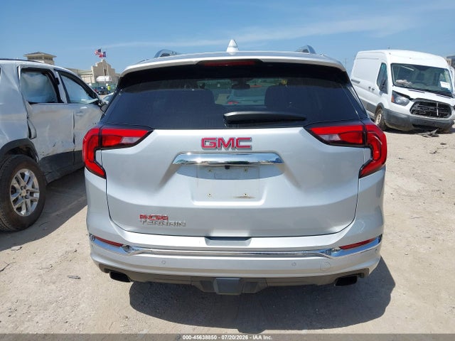 3GKALSEX1JL157588 GMC Terrain Denali