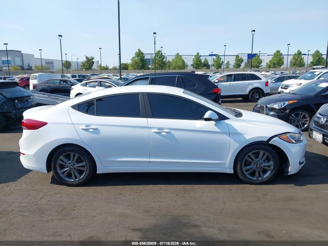 Hyundai ELANTRA SEL 2018 5NPD84LF2JH237465 Image 13