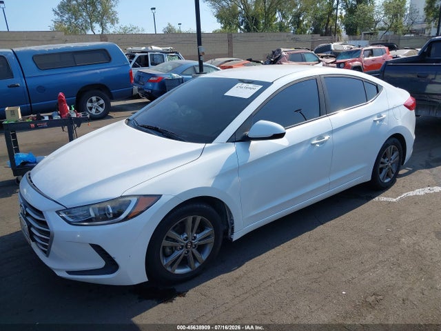 Hyundai ELANTRA SEL 2018 5NPD84LF2JH237465 Image 2