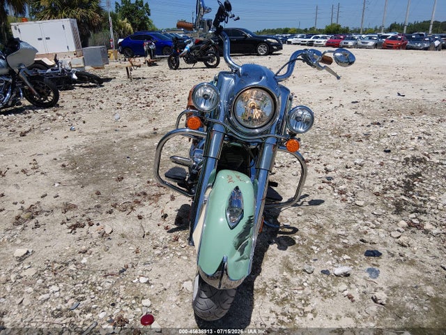 Продажа на аукционе авто 2015 Indian Motorcycle Co. Chief Vintage, vin: 56KCCVAA0F3320350, номер лота: 45638913