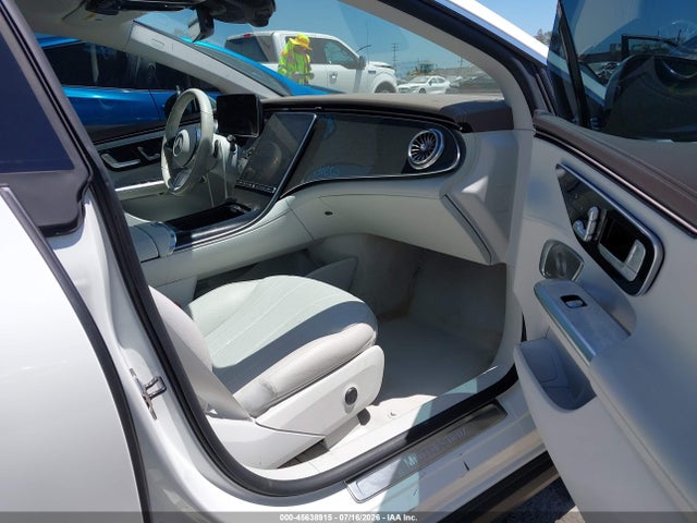 W1KEG2BB8PF015435 Mercedes-Benz Eqe 350