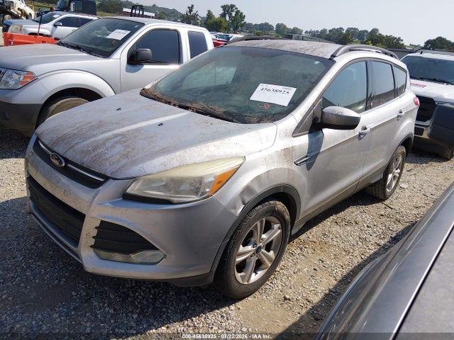 45638925 :رقم المزاد ، 1FMCU0GX2FUB42822 vin ، 2015 Ford Escape Se مزاد بيع