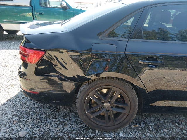 WAUGNAF41HN000648 Audi A4 PREMIUM