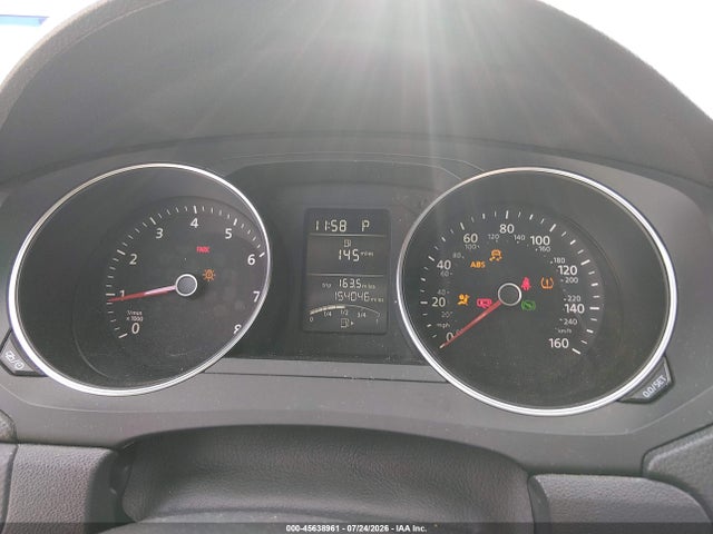 2015 Volkswagen Jetta 2.0l S მანქანა იყიდება აუქციონზე, vin: 3VW2K7AJ4FM294427, აუქციონის ნომერი: 45638961