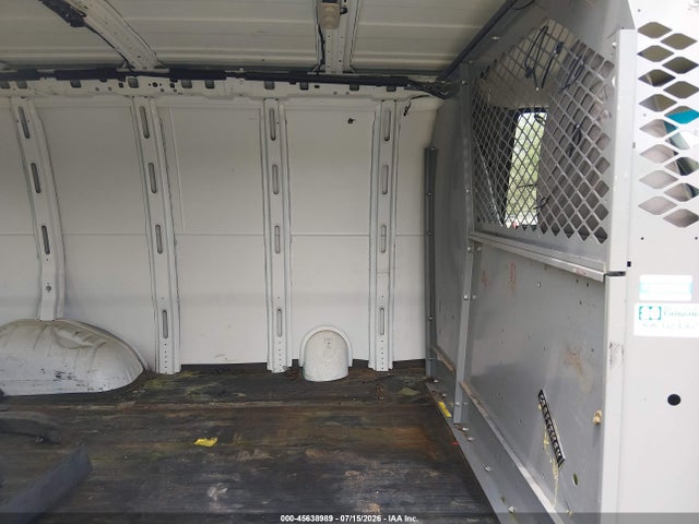 Chevrolet Express 2500 Work Van 2015 1GCWGFCF2F1157430 Image 8