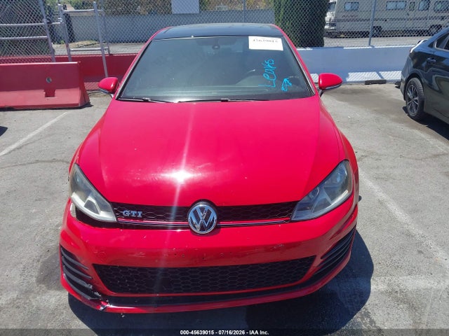 2015 Volkswagen Golf Gti 2.0t Se 2-door მანქანა იყიდება აუქციონზე, vin: 3VWYT7AU9FM051102, აუქციონის ნომერი: 45639015