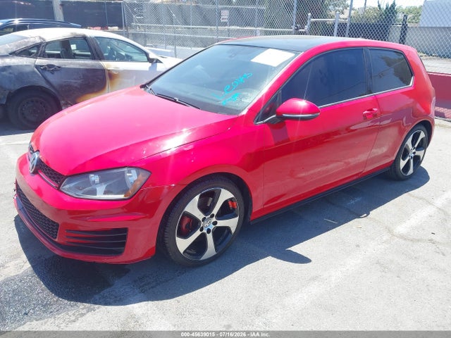 2015 Volkswagen Golf Gti 2.0t Se 2-door მანქანა იყიდება აუქციონზე, vin: 3VWYT7AU9FM051102, აუქციონის ნომერი: 45639015