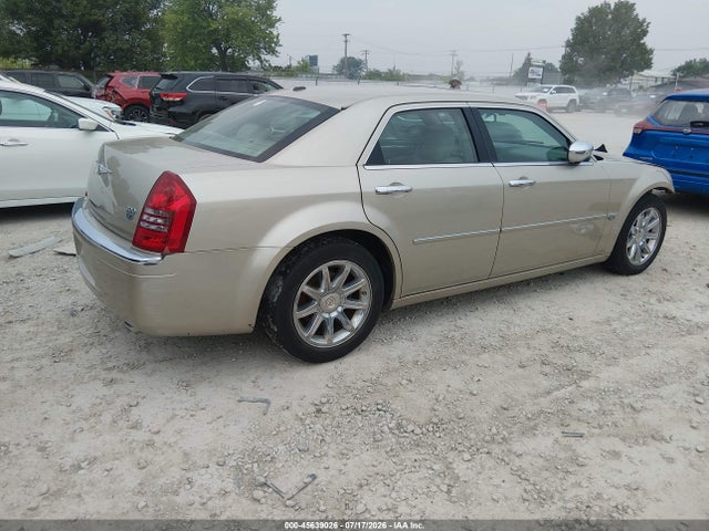 Продаж на аукціоні авто 2006 Chrysler 300c, vin: 2C3KA63H96H537694, номер лоту: 45639026