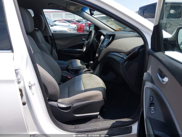 Продаж на аукціоні авто 2018 Hyundai Santa Fe Sport 2.4l, vin: 5XYZU3LB6JG570901, номер лоту: 45639032