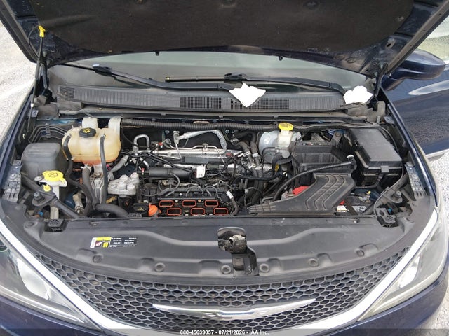 2C4RC1BG3HR633530 Chrysler Pacifica Touring-l