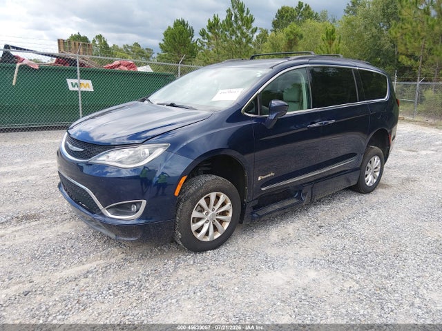 2C4RC1BG3HR633530 Chrysler Pacifica Touring-l