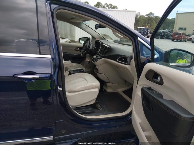 2C4RC1BG3HR633530 Chrysler Pacifica Touring-l