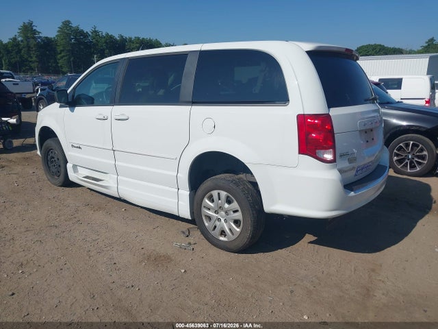 2C4RDGBG3FR686158 Dodge Grand Caravan Avp/se