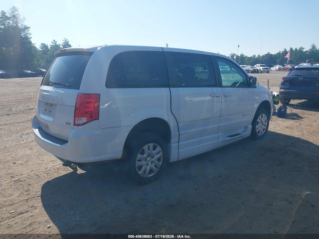 2C4RDGBG3FR686158 Dodge Grand Caravan Avp/se