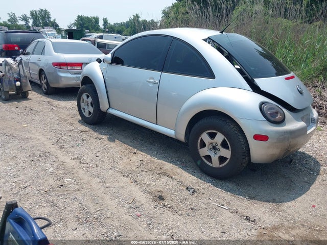 2002 Volkswagen New Beetle Gls Tdi მანქანა იყიდება აუქციონზე, vin: 3VWCP21C02M421145, აუქციონის ნომერი: 45639076