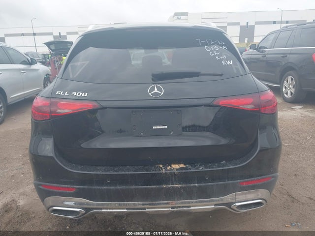 45639105 :رقم المزاد ، W1NKM4GBXSF284158 vin ، 2025 Mercedes-benz Glc 300 Suv مزاد بيع