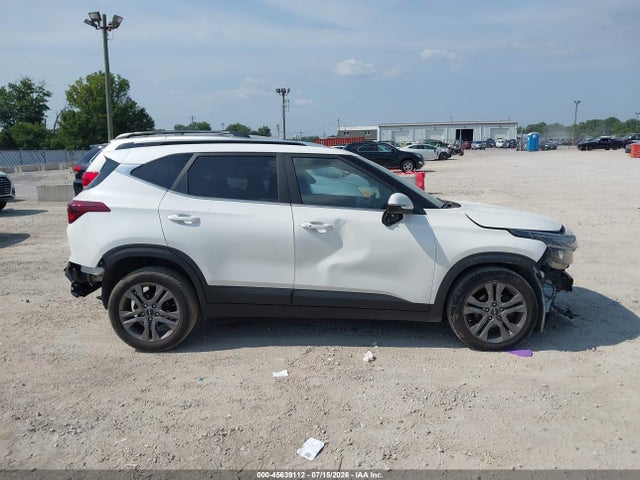 45639112 :رقم المزاد ، KNDEU2AA6N7313131 vin ، 2022 Kia Seltos S مزاد بيع