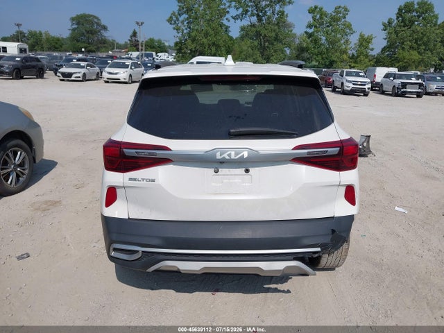 45639112 :رقم المزاد ، KNDEU2AA6N7313131 vin ، 2022 Kia Seltos S مزاد بيع