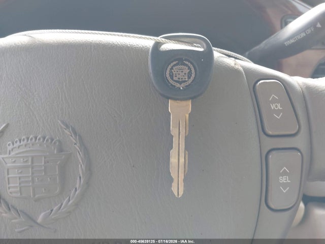 2000 Cadillac Deville Standard მანქანა იყიდება აუქციონზე, vin: 1G6KD54YXYU319343, აუქციონის ნომერი: 45639125