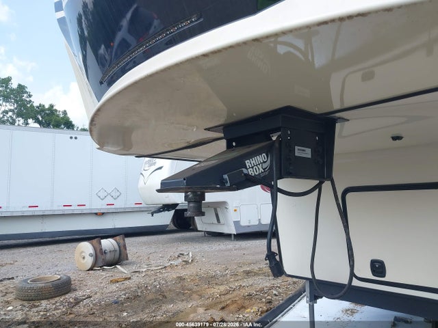 2021 Forest River Sierra Camper Trlr მანქანა იყიდება აუქციონზე, vin: 4X4FSEN28MJ048710, აუქციონის ნომერი: 45639179