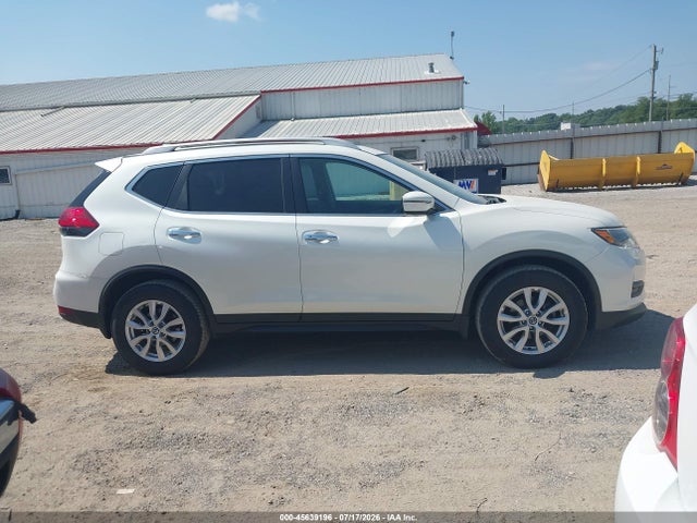 2017 Nissan Rogue Sv მანქანა იყიდება აუქციონზე, vin: 5N1AT2MV7HC881251, აუქციონის ნომერი: 45639196