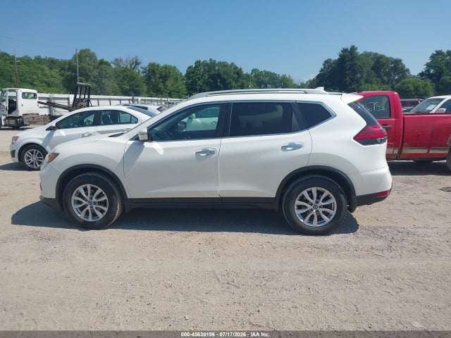 2017 Nissan Rogue Sv მანქანა იყიდება აუქციონზე, vin: 5N1AT2MV7HC881251, აუქციონის ნომერი: 45639196