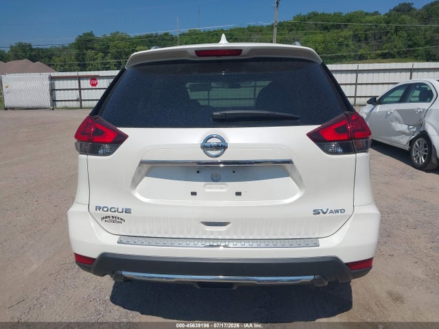 2017 Nissan Rogue Sv მანქანა იყიდება აუქციონზე, vin: 5N1AT2MV7HC881251, აუქციონის ნომერი: 45639196