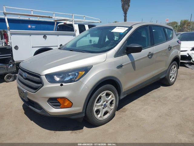 Ford ESCAPE S 2018 1FMCU0F76JUA91903 Image 2
